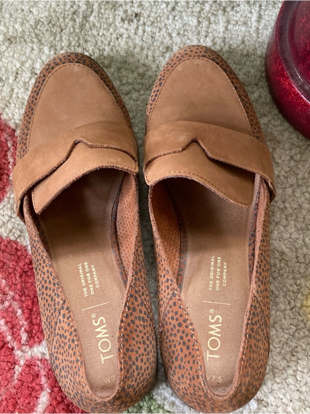 Toms Size 7.5 Mallory Cheetah Print Suede Slip On Loafers - Picture 5 of 11